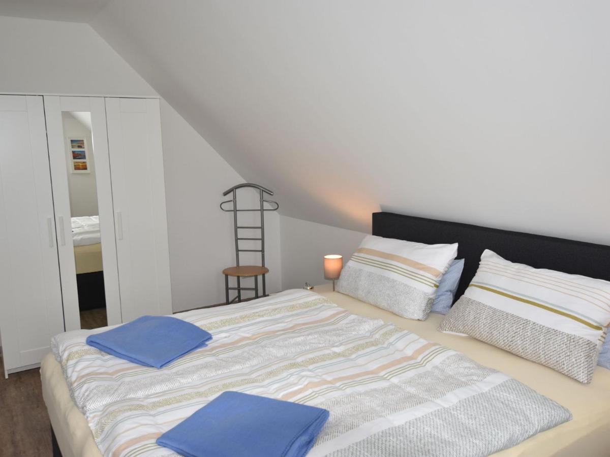 Cozy Holiday Home In Gross Schwansee With Sauna ภายนอก รูปภาพ